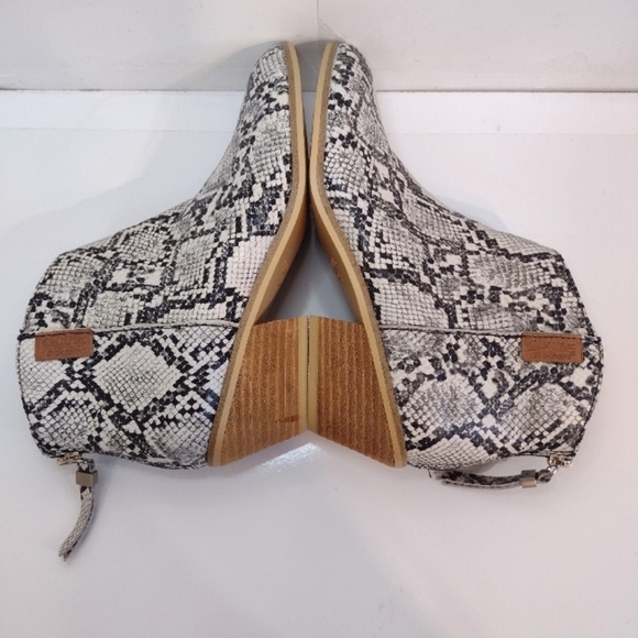 Dr Scholl's  Lucky One  Women's  zipper booties size (8)M - Picture 10 of 13